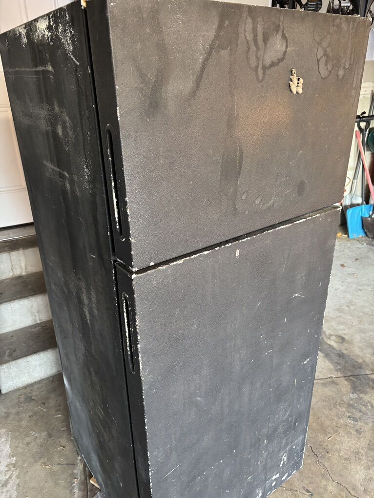 Hotpoint Fridge And Freezer