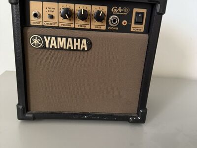 Yamaha GA-10 Guitar Amplifier