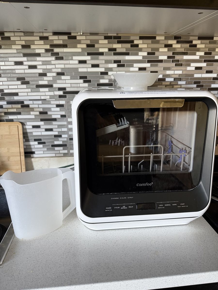 Comfee portable countertop dishwasher
