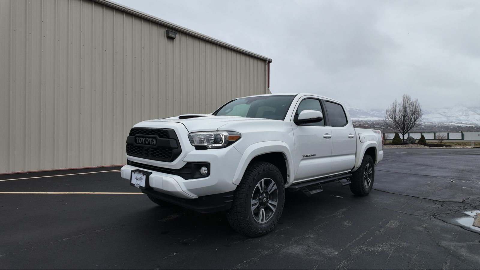 2018 TOYOTA TACOMA TRD Sport
