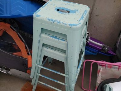 3 Bar Stools