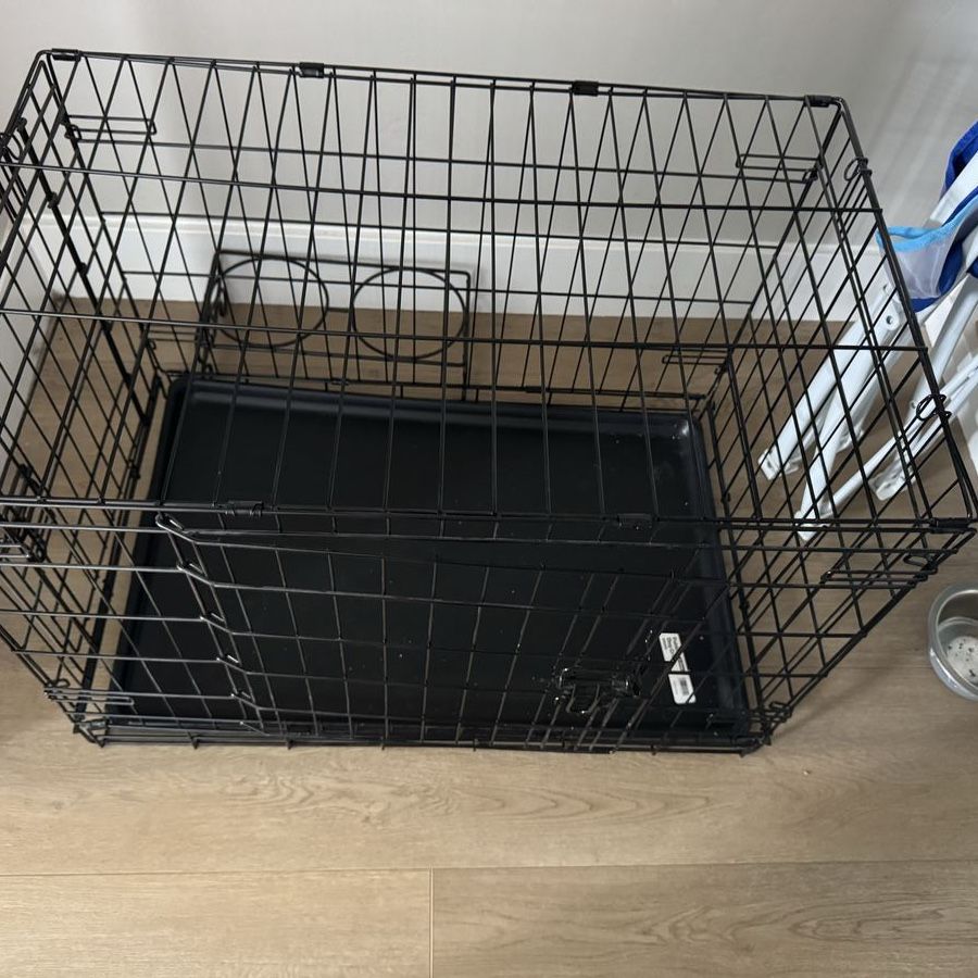 Medium dog kennel