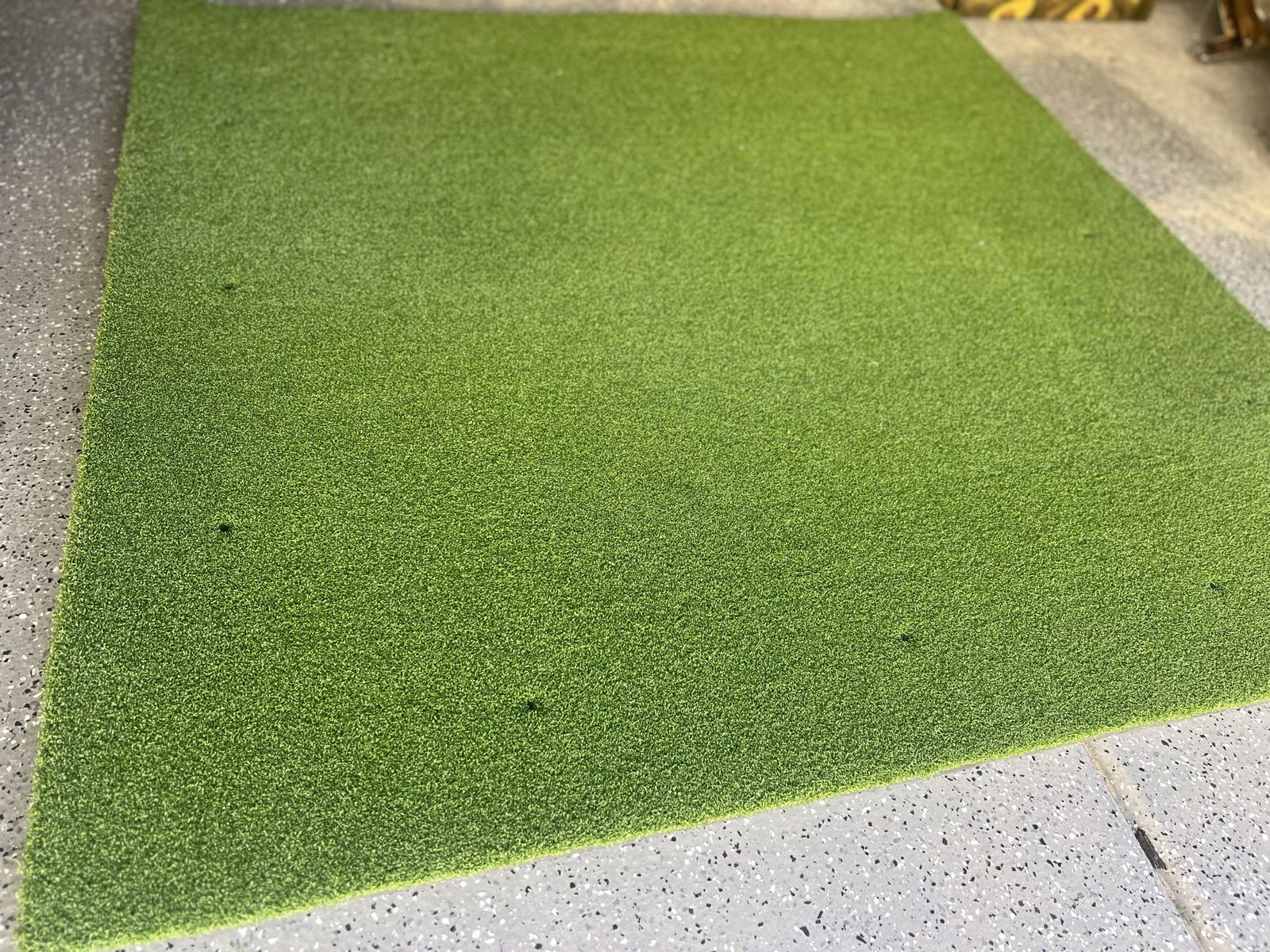 Square Green Artificial Grass Turf Mat for Indoor/Outdoor Use 5x5