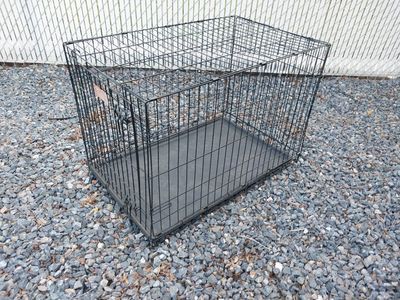 large wire kennel, see size to make sure fits