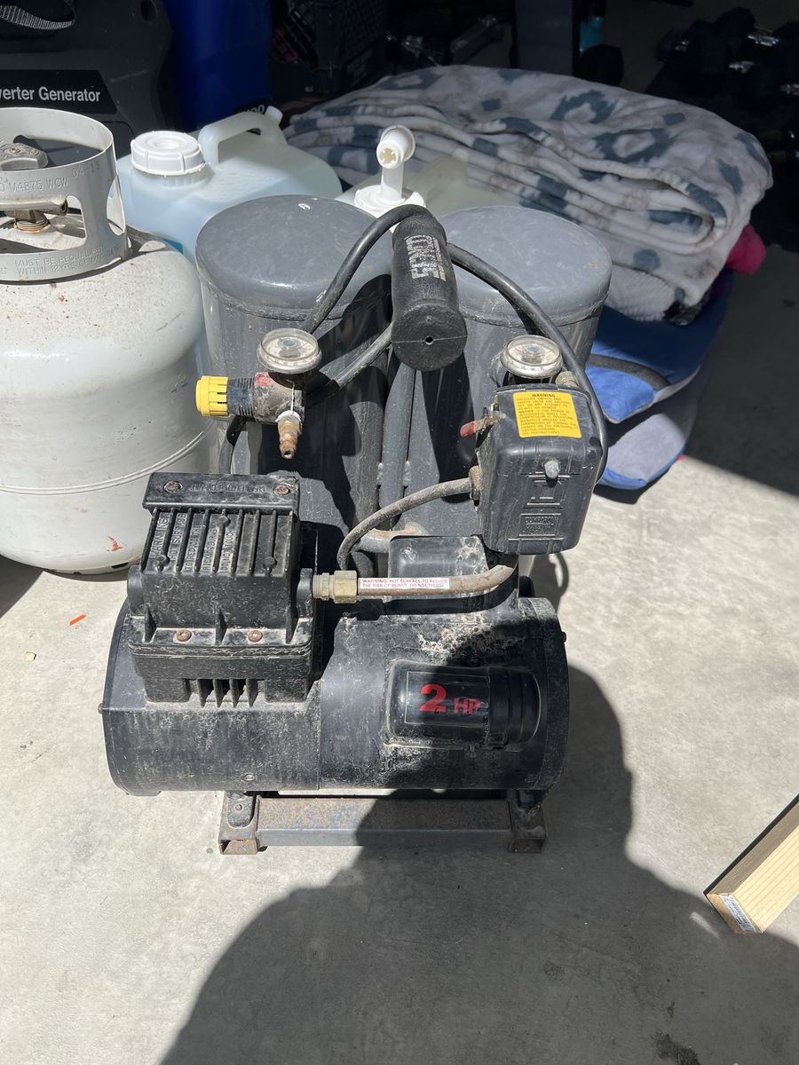 Air compressor