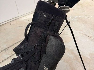 Women's Cleveland Golf Club Set