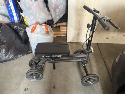 Knee Scooter