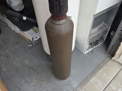 Pure Argon AR 80 welding tank