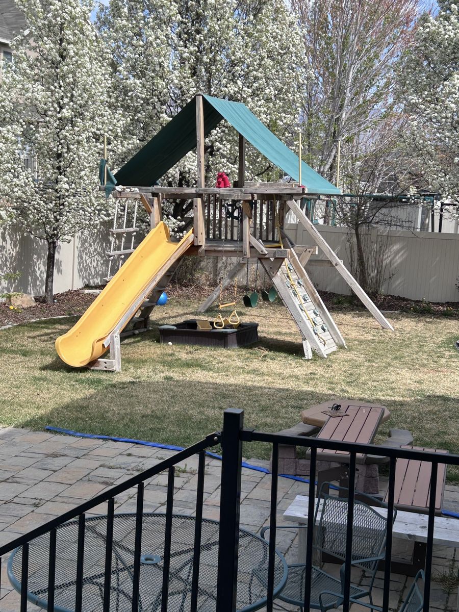 Playground Swingset
