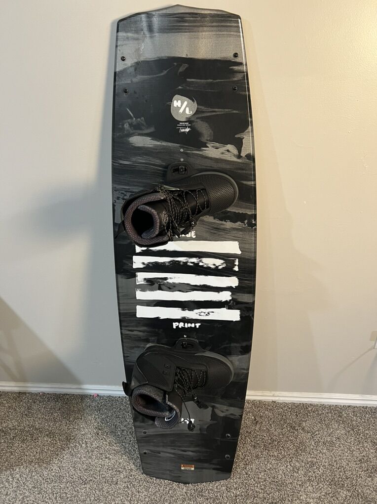 147 HL Blueprint Wakeboard W/bindings
