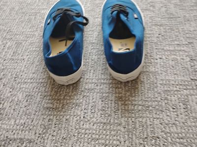 Vans shoes size 10.5