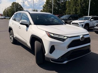 2025 Toyota RAV4 Plug-in Hybrid SE