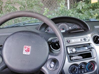 2004 Saturn Ion 2