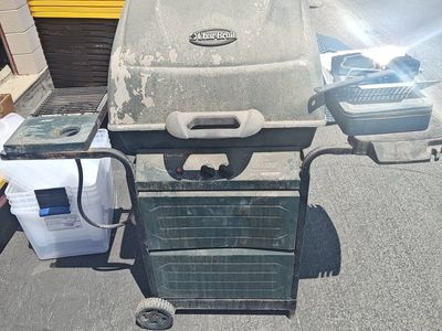 Char-Broil 2-Burner Gas Grill with Side Burner