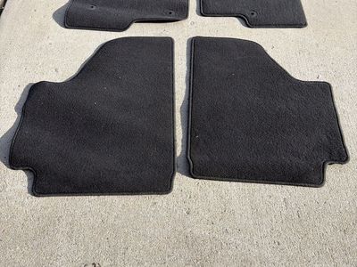 Chevy Tahoe 21-26 OEM Floor Mats
