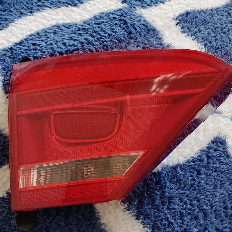 Passat Tail Light 2012-2015