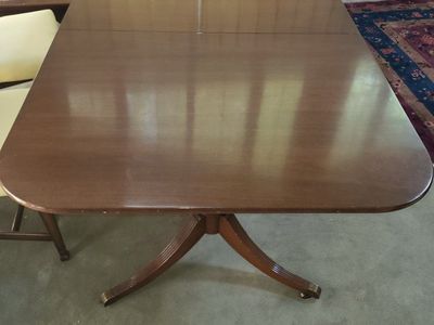 mahogany 7 ft dining table with 6 chairs plus 2 arms chairs