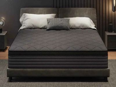 New in box WinxMatrs 12" Hybrid Queen Mattress