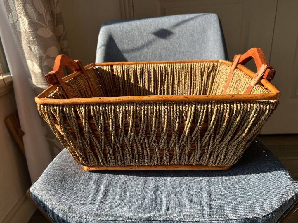 New 2 Handle Wicker Basket