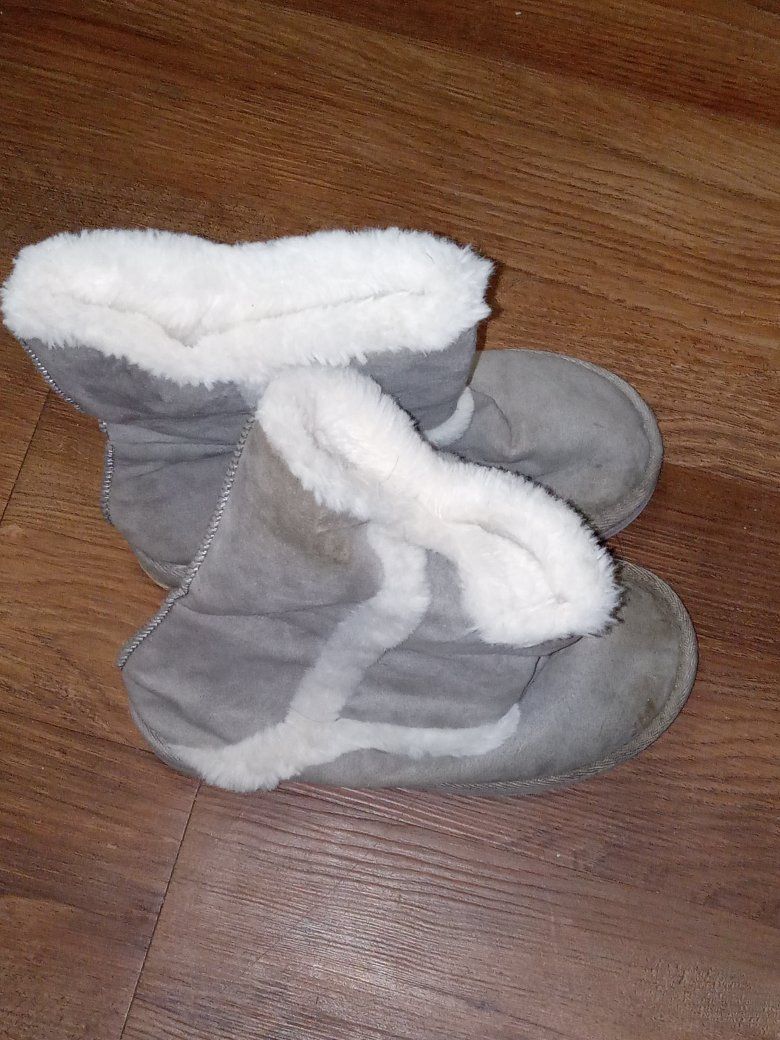 Girls Grey Faux Fur Trim Winter Boots Size 2