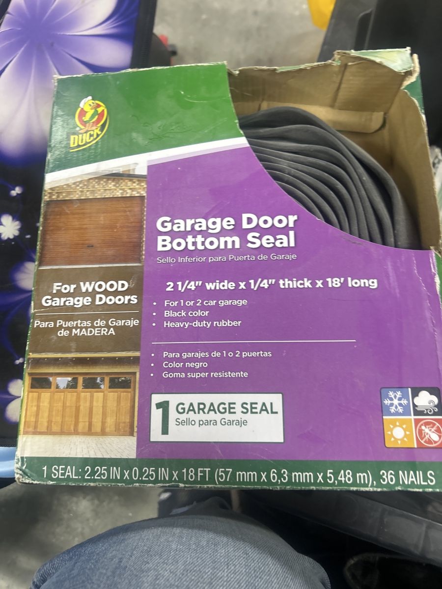 Duck Brand Heavy-Duty Rubber Garage Door Bottom Seal - 2.25" x 0.25" x 18' - Black