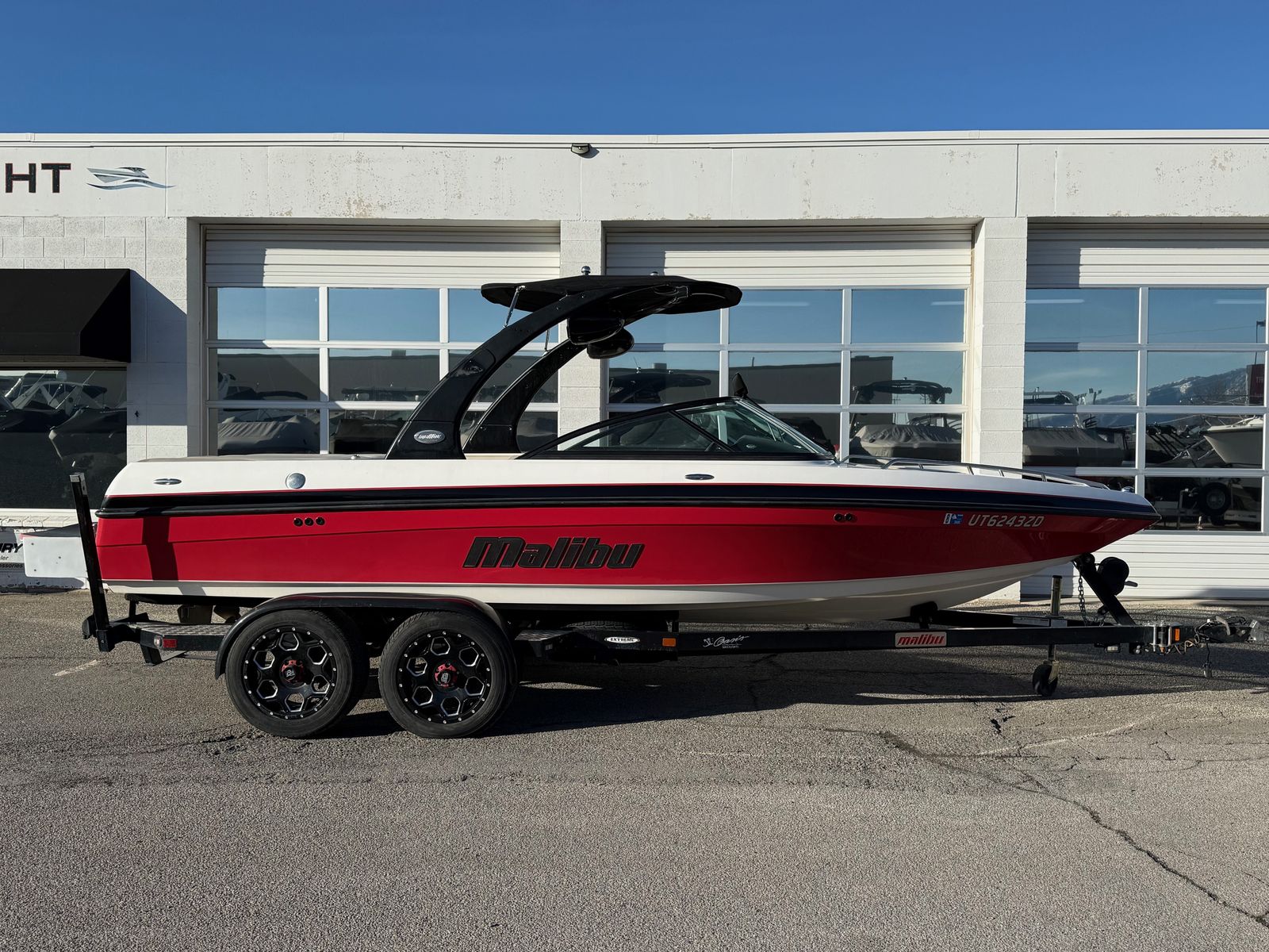 2007 21' Malibu V-Ride Bowrider BANK REPO