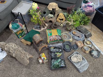 Reptile/Pet Supplies