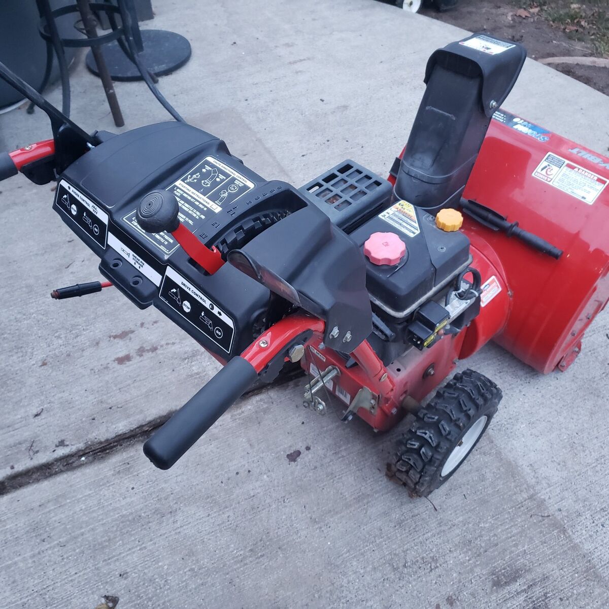 troy built self propelled snowblower