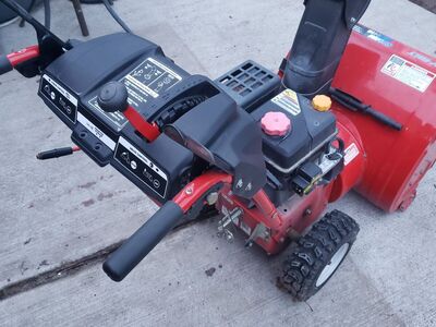 troy built self propelled snowblower