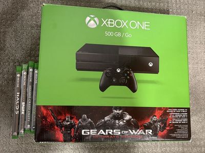 Xbox One 500TB with Controller/Games
