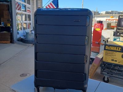Travelers Choice hardside spinner luggage