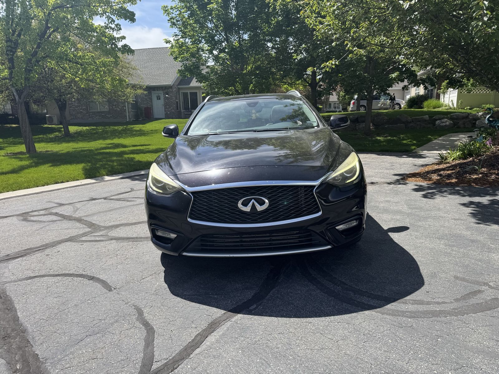 2018 Infiniti QX30 Luxury