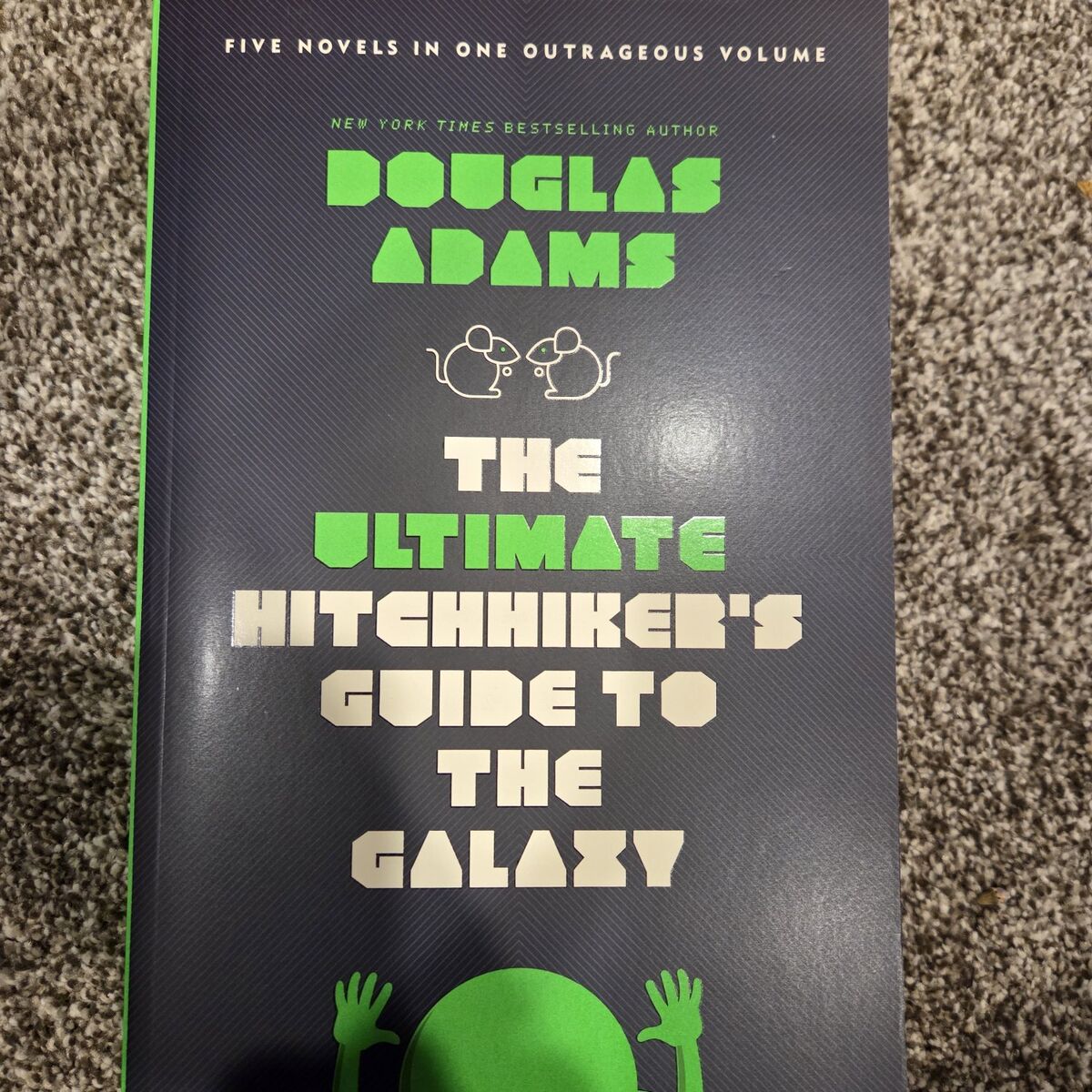Complete HitchHikers Guide to the Galaxy