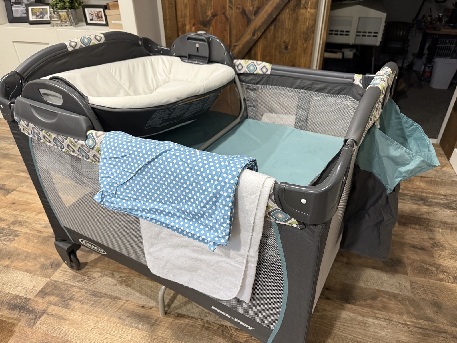 Graco Pack 'n Play Portable Playard with Bassinet and Storage