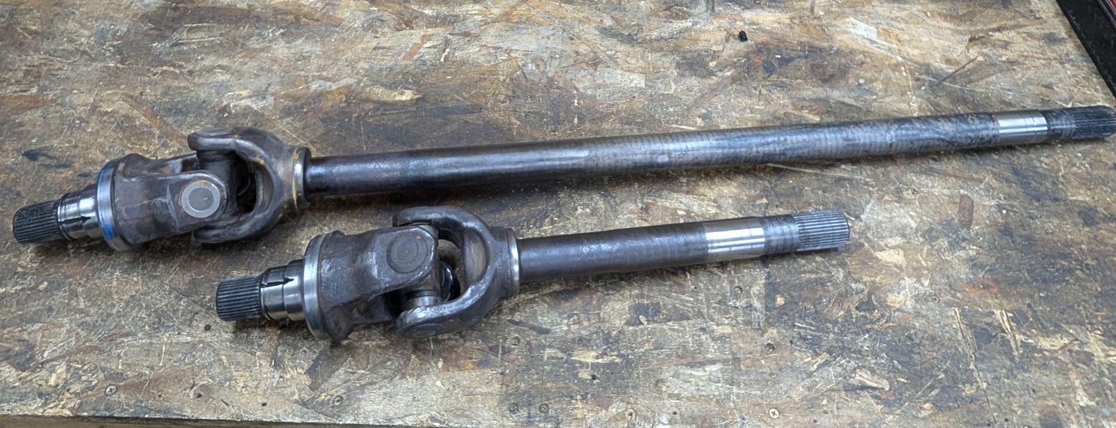 Dana 60 axle shafts, 35 spline Ford F350