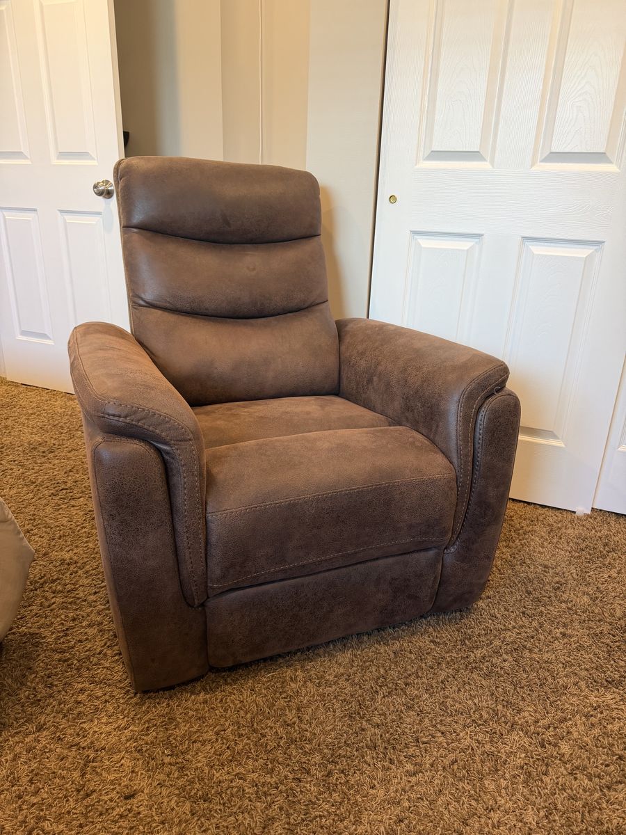 MOVING ESTATE SALE THIS WEEKEND!