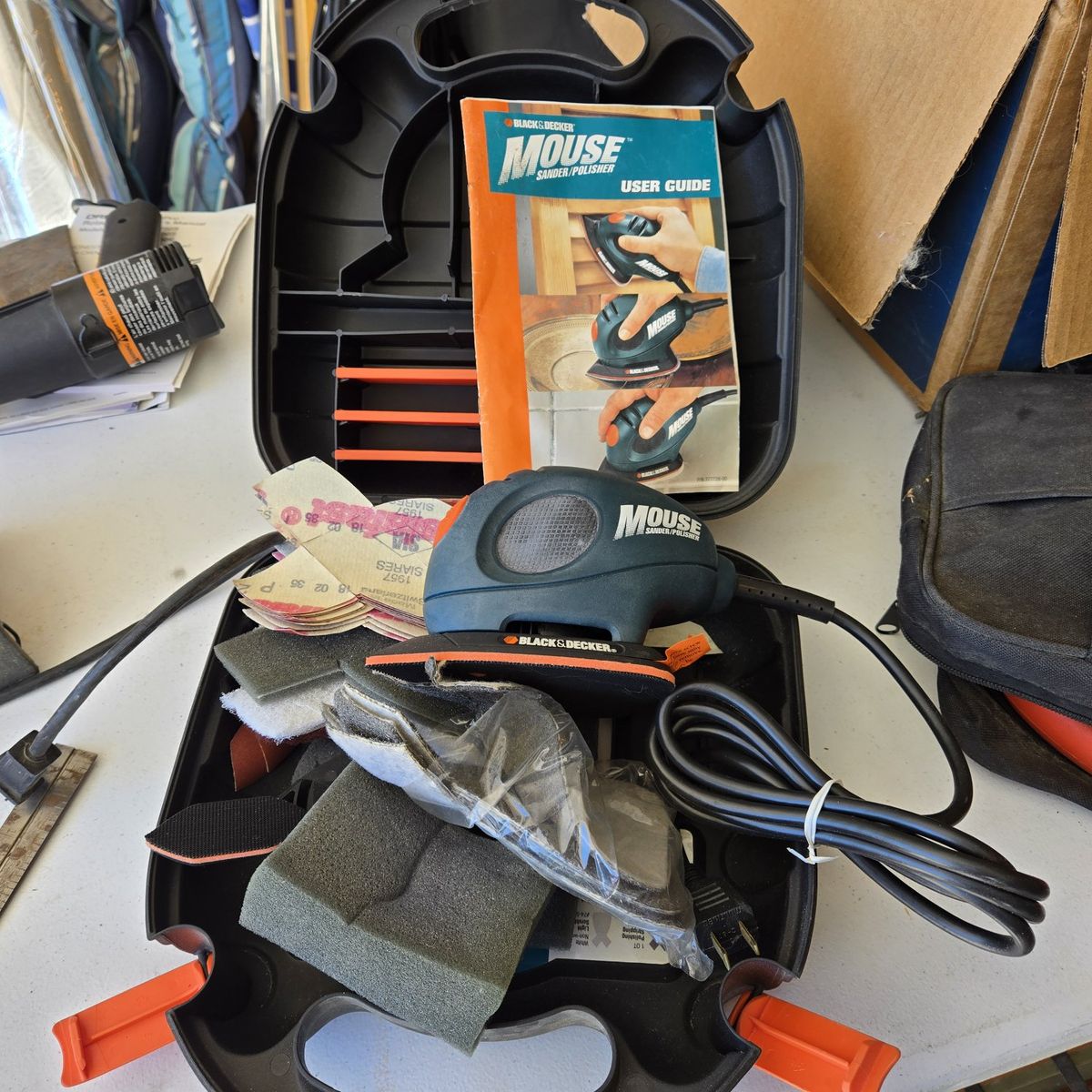 Black & Decker Mouse Sander/Polisher with Case, User Guide, and Sandpaper - Corded Power Tool