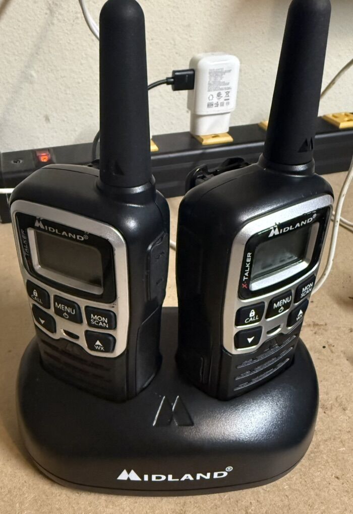 Midland T51VP4 Two Wat Radios