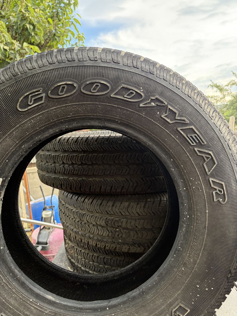4 Goodyear Wrangler Workhorse AT All Terrain 225/75R16