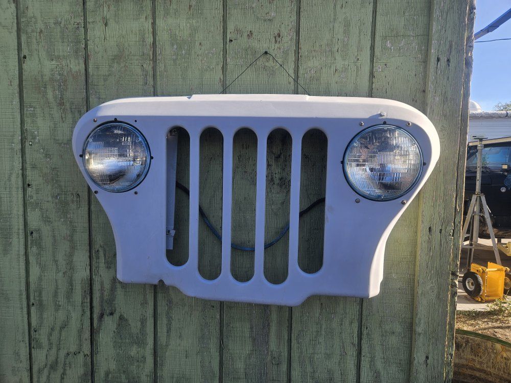 Vintage Jeep Style Grille with Headlights Wall Decor