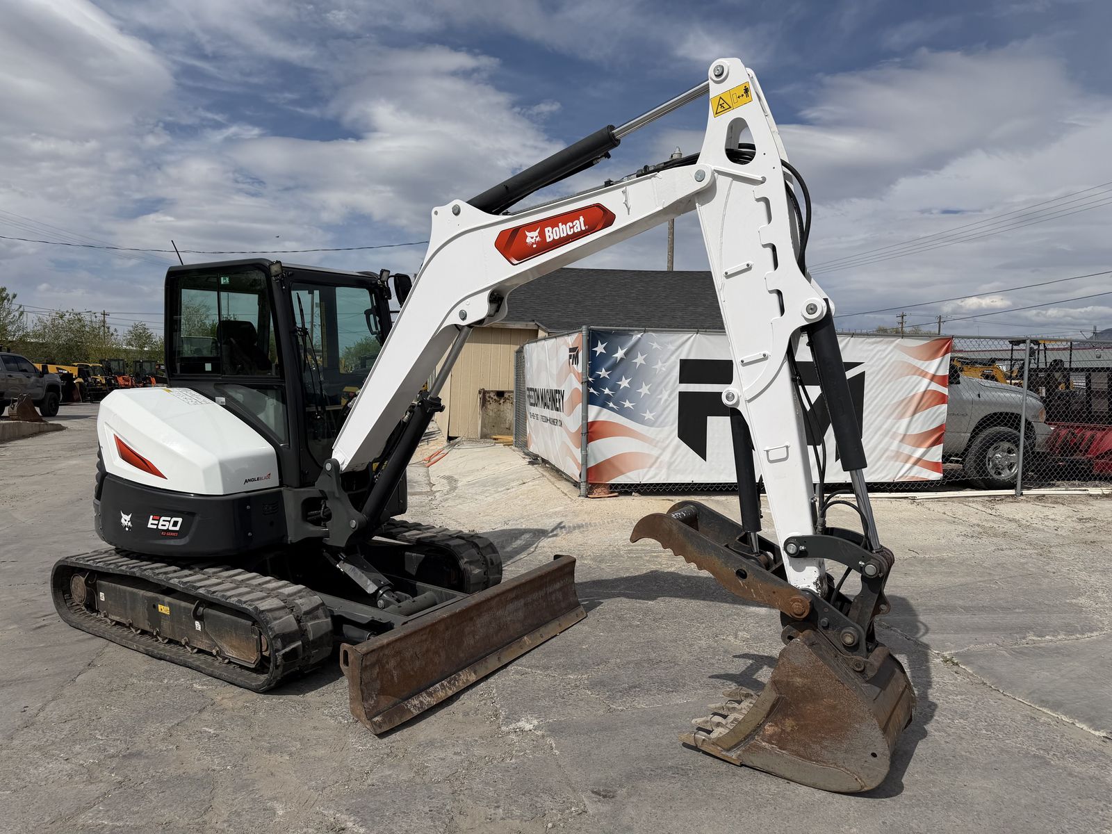 Bobcat E60 Mini Excavator Tractor