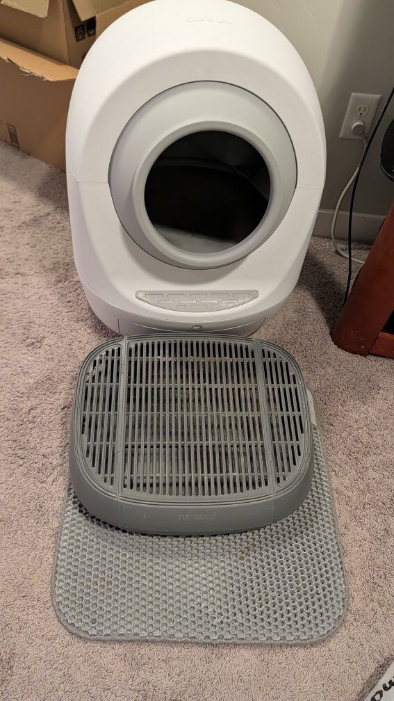 Casa Leo Automatic Cat Litter Box