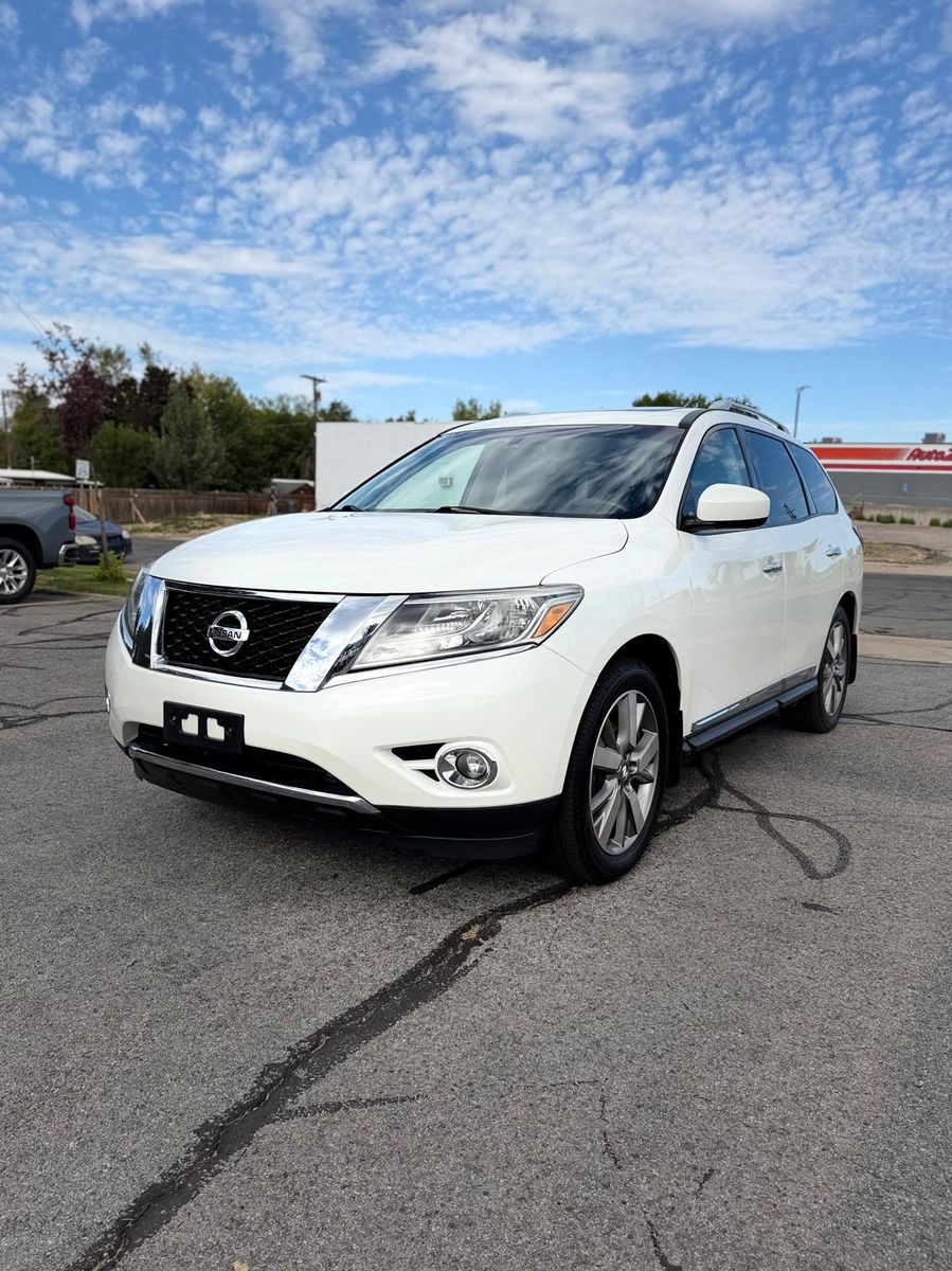 2015 Nissan Pathfinder SV