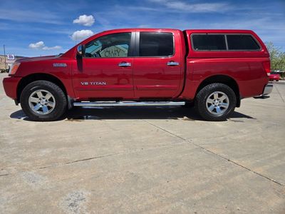 2014 NISSAN TITAN SV