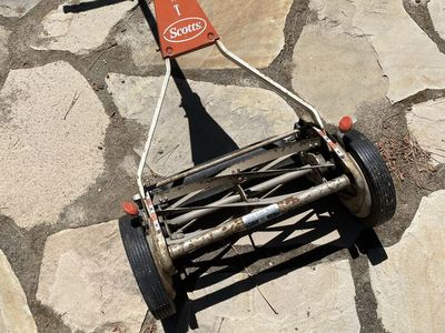 Scott Push Mower