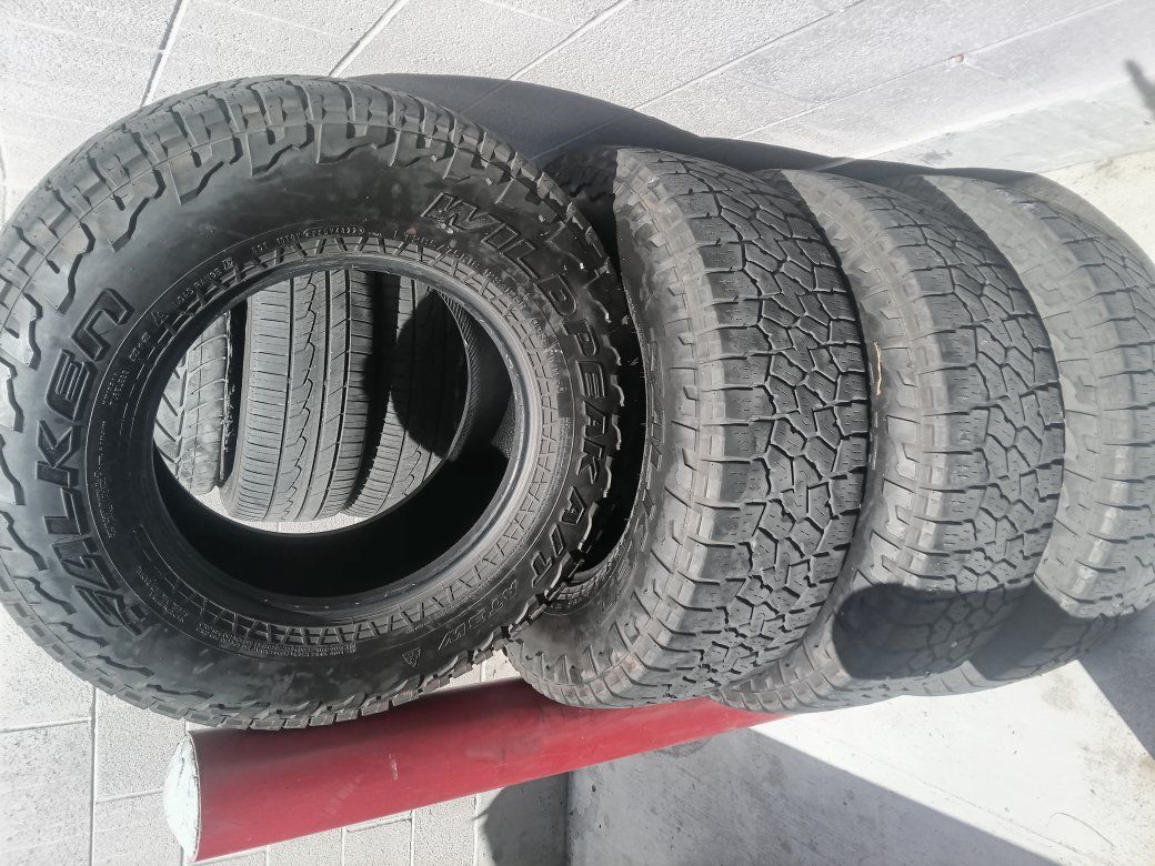 LT285/75R18