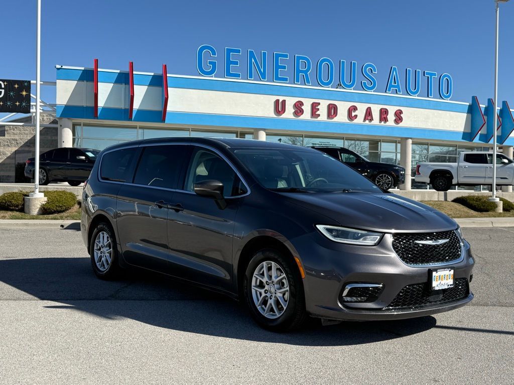 2023 CHRYSLER PACIFICA Touring L