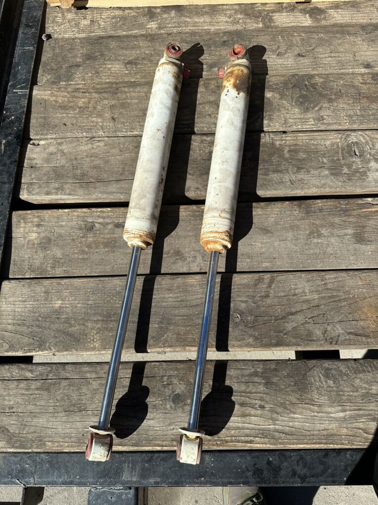 Rancho Adjustable Shocks Jeep XJ TJ MJ Cherokee