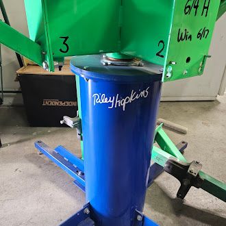 All the equipment for t shirt screen printing