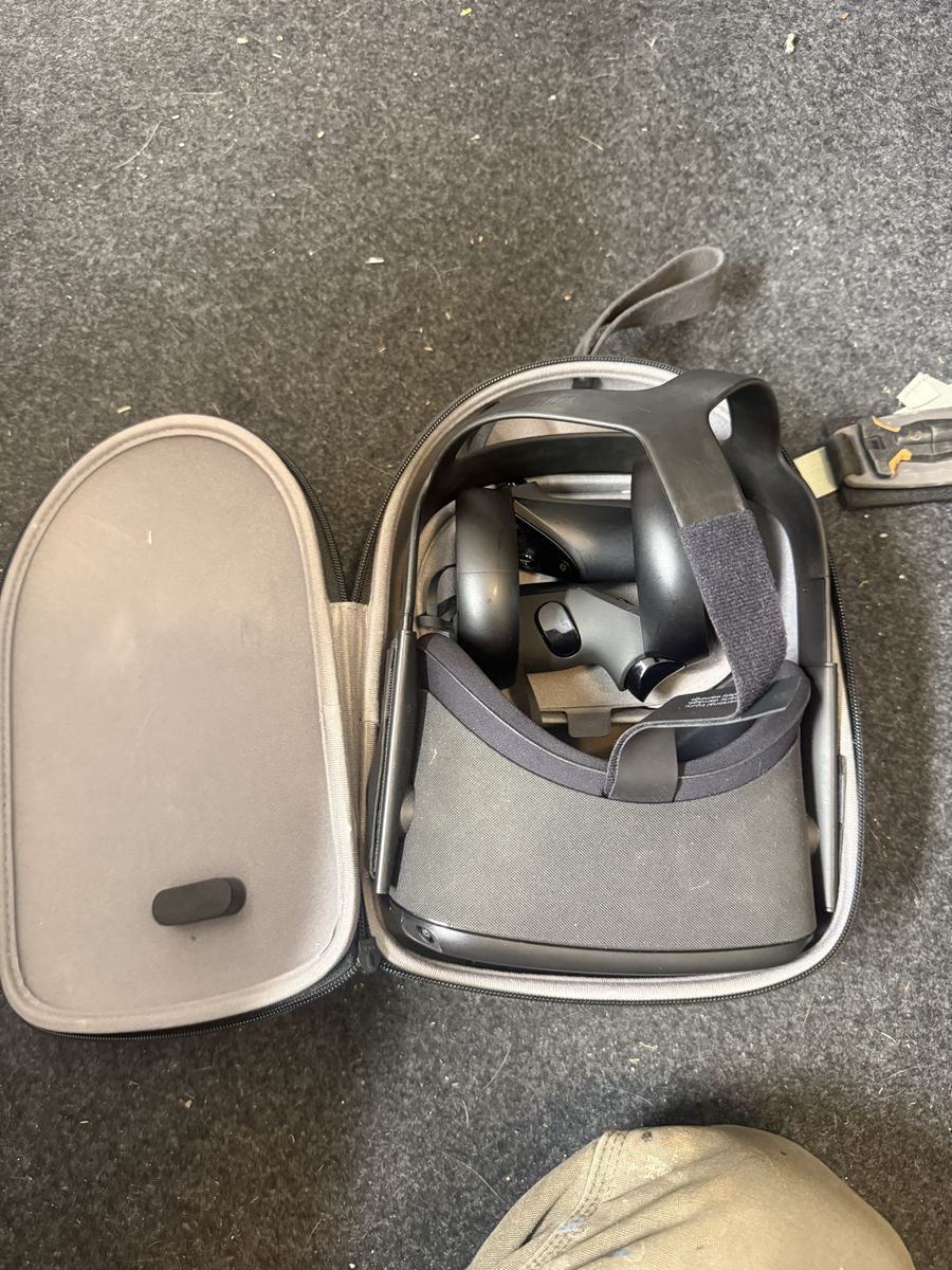 Original Oculus Quest VR